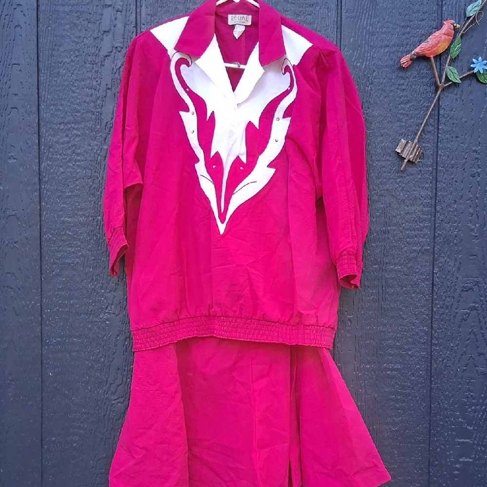 Regal XL Ladies Skirt Outfit